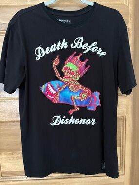 Embroidered T-Shirt Skeleton Roku Studio"Death Before Dishonor" Halloween Med.